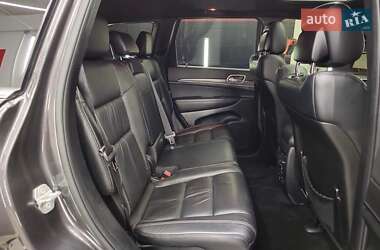 Внедорожник / Кроссовер Jeep Grand Cherokee 2015 в 