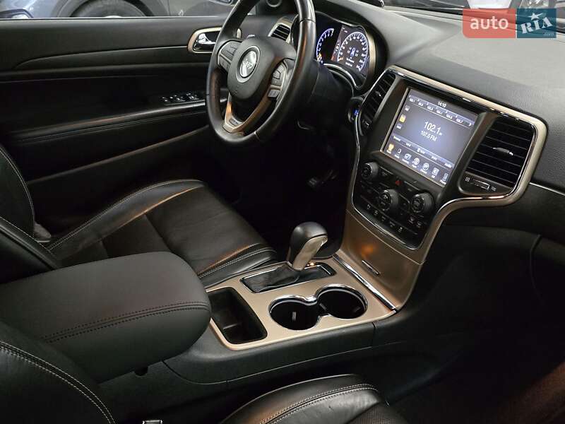 Внедорожник / Кроссовер Jeep Grand Cherokee 2016 в Николаеве фото 24 Внедорожник / Кроссовер Jeep Grand Cherokee 2016 в Николаеве