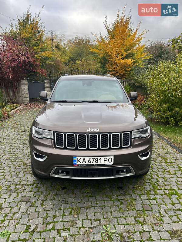 Внедорожник / Кроссовер Jeep Grand Cherokee 2021 в Киеве