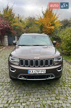 Внедорожник / Кроссовер Jeep Grand Cherokee 2021 в 