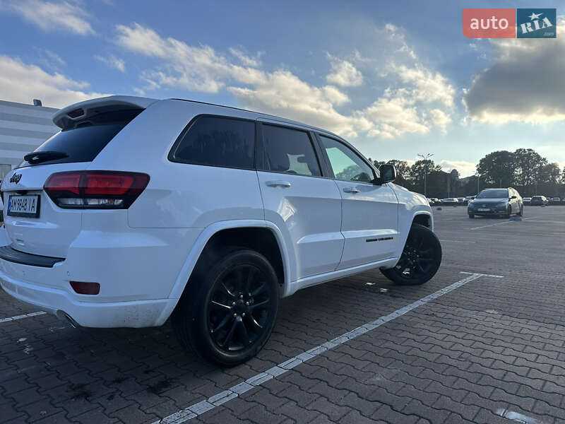 Внедорожник / Кроссовер Jeep Grand Cherokee 2020 в Житомире фото 5 Внедорожник / Кроссовер Jeep Grand Cherokee 2020 в Житомире
