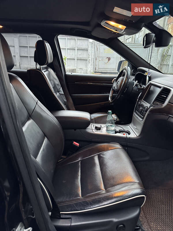 Внедорожник / Кроссовер Jeep Grand Cherokee 2015 в Киеве фото 8 Внедорожник / Кроссовер Jeep Grand Cherokee 2015 в Киеве