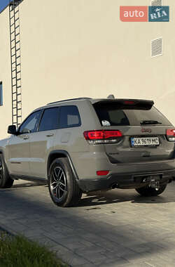 Позашляховик / Кросовер Jeep Grand Cherokee 2020 в  фото 11 Позашляховик / Кросовер Jeep Grand Cherokee 2020 в