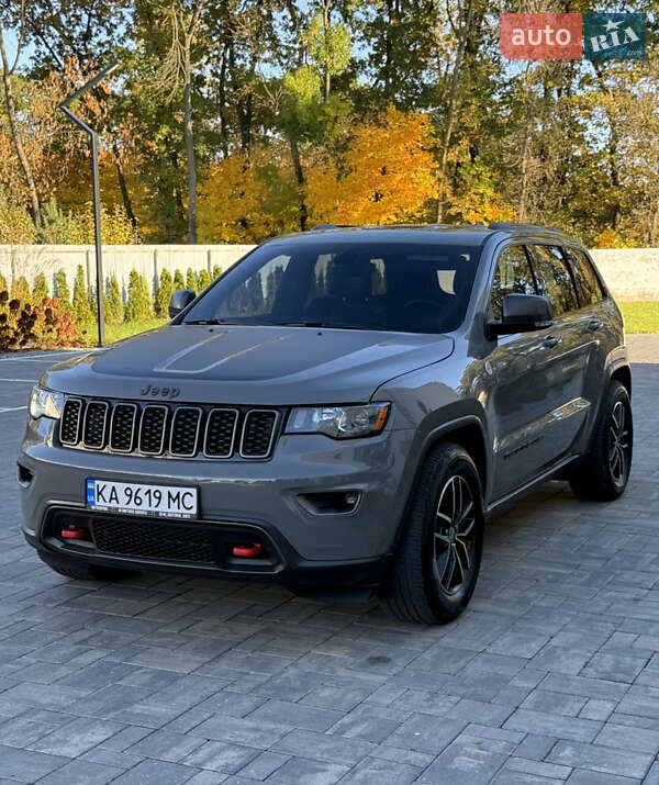 Позашляховик / Кросовер Jeep Grand Cherokee 2020 в Луцьку