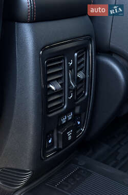 Позашляховик / Кросовер Jeep Grand Cherokee 2020 в  фото 25 Позашляховик / Кросовер Jeep Grand Cherokee 2020 в