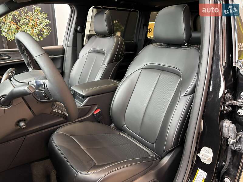 Позашляховик / Кросовер Jeep Grand Cherokee 2024 в Києві фото 13 Позашляховик / Кросовер Jeep Grand Cherokee 2024 в Києві