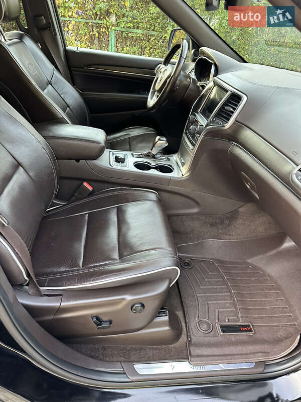 Внедорожник / Кроссовер Jeep Grand Cherokee 2018 в Черновцах фото 38 Внедорожник / Кроссовер Jeep Grand Cherokee 2018 в Черновцах