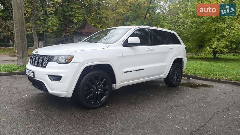 Внедорожник / Кроссовер Jeep Grand Cherokee 2019 в Киеве фото 14 Внедорожник / Кроссовер Jeep Grand Cherokee 2019 в Киеве