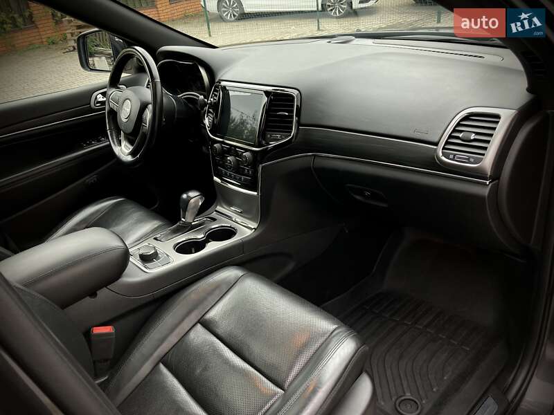 Внедорожник / Кроссовер Jeep Grand Cherokee 2019 в Киеве фото 14 Внедорожник / Кроссовер Jeep Grand Cherokee 2019 в Киеве