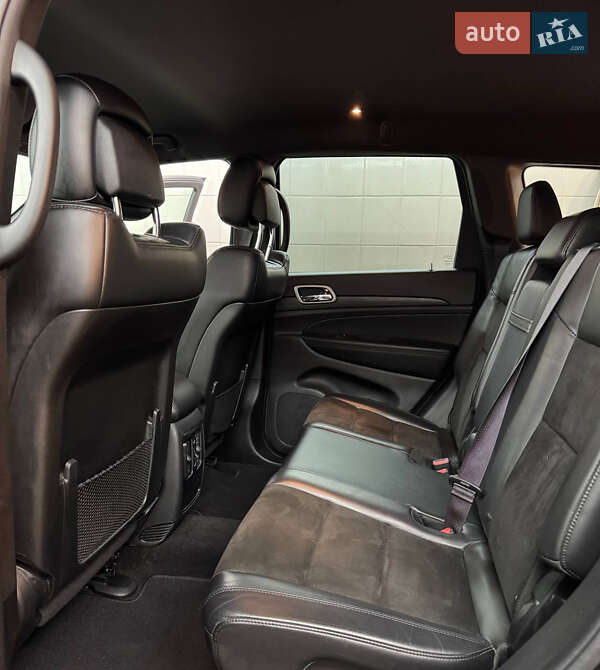 Внедорожник / Кроссовер Jeep Grand Cherokee 2021 в Киеве фото 24 Внедорожник / Кроссовер Jeep Grand Cherokee 2021 в Киеве