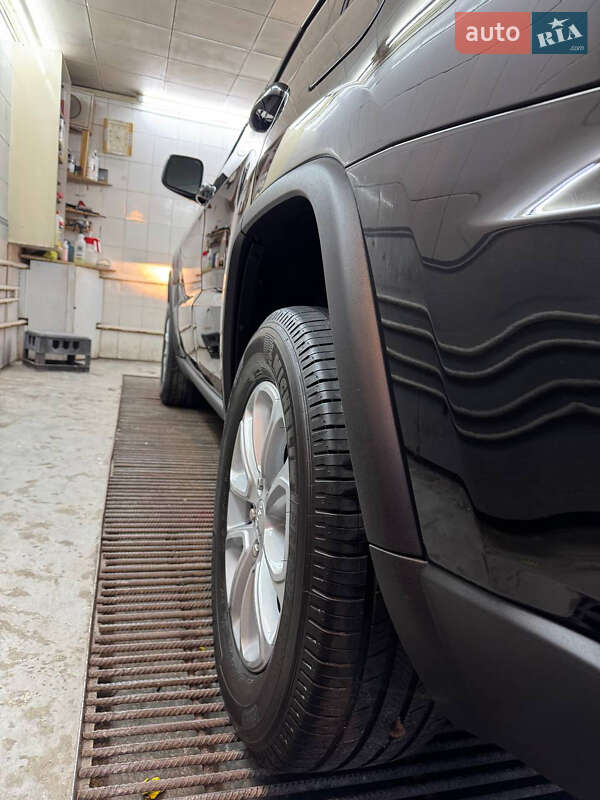 Внедорожник / Кроссовер Jeep Grand Cherokee 2021 в Киеве фото 28 Внедорожник / Кроссовер Jeep Grand Cherokee 2021 в Киеве