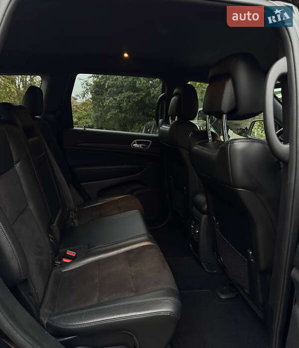 Внедорожник / Кроссовер Jeep Grand Cherokee 2021 в Киеве фото 49 Внедорожник / Кроссовер Jeep Grand Cherokee 2021 в Киеве