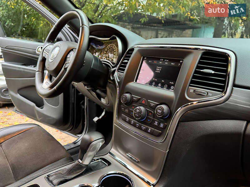 Внедорожник / Кроссовер Jeep Grand Cherokee 2021 в Киеве фото 61 Внедорожник / Кроссовер Jeep Grand Cherokee 2021 в Киеве