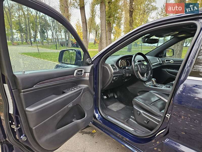 Внедорожник / Кроссовер Jeep Grand Cherokee 2018 в Киеве