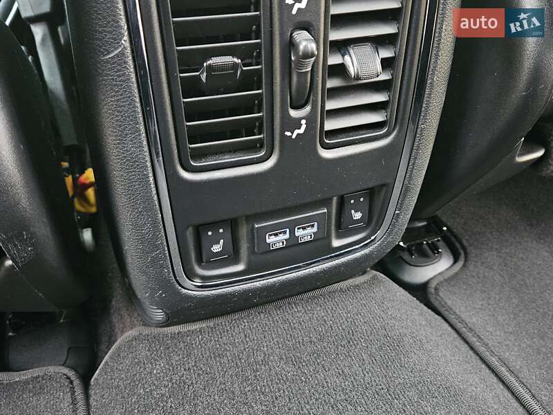 Внедорожник / Кроссовер Jeep Grand Cherokee 2018 в Киеве