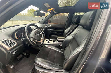 Внедорожник / Кроссовер Jeep Grand Cherokee 2014 в 