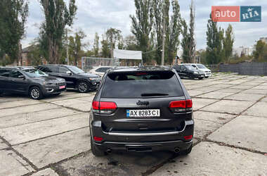 Внедорожник / Кроссовер Jeep Grand Cherokee 2014 в 