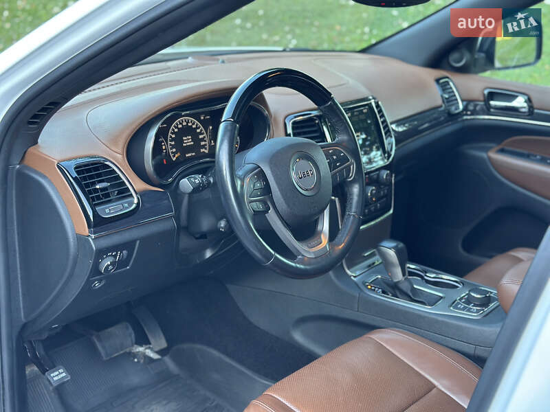 Позашляховик / Кросовер Jeep Grand Cherokee 2020 в Києві фото 36 Позашляховик / Кросовер Jeep Grand Cherokee 2020 в Києві