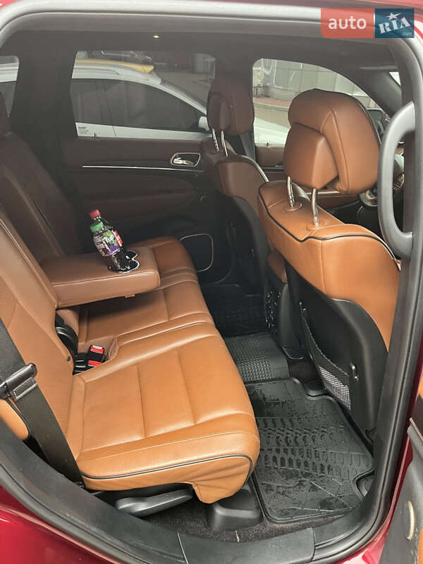 Внедорожник / Кроссовер Jeep Grand Cherokee 2017 в Киеве