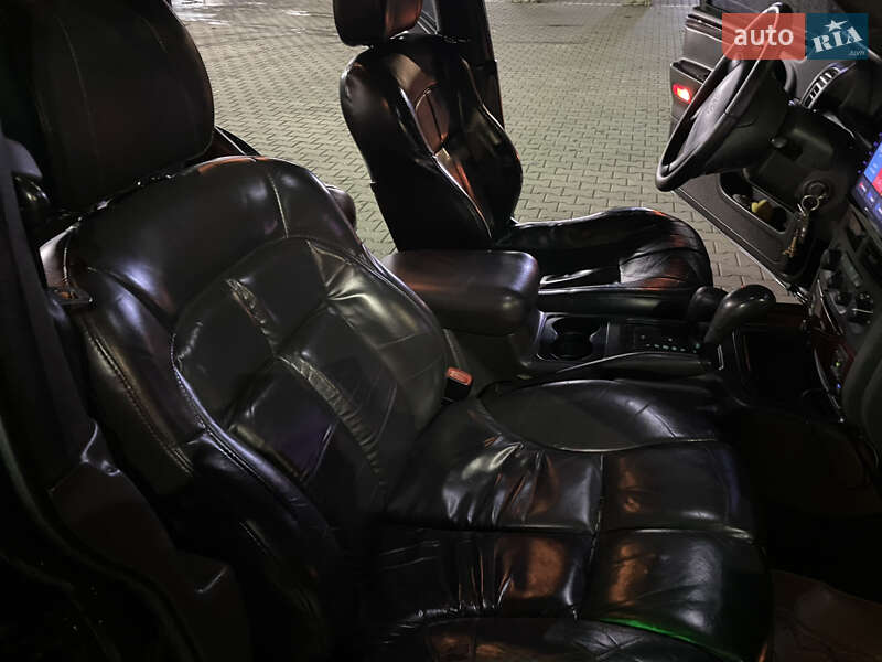 Внедорожник / Кроссовер Jeep Grand Cherokee 2000 в Черновцах