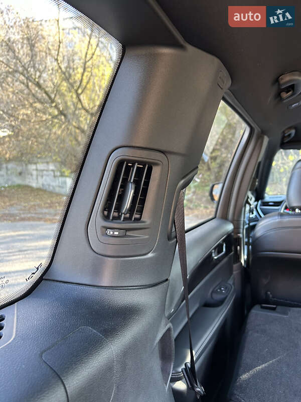 Внедорожник / Кроссовер Jeep Grand Cherokee 2021 в Киеве