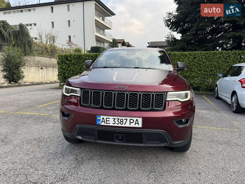 Jeep Grand Cherokee 2016