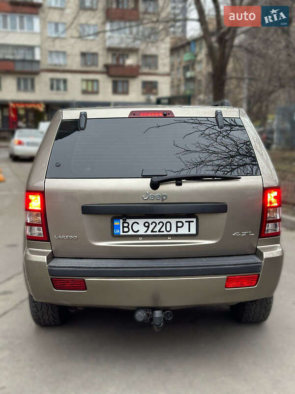 Внедорожник / Кроссовер Jeep Grand Cherokee 2005 в Киеве