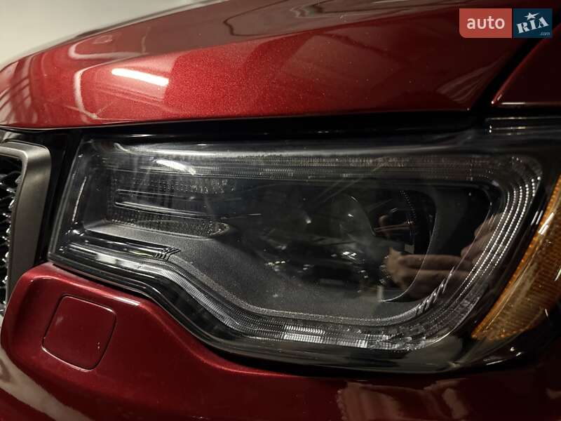 Внедорожник / Кроссовер Jeep Grand Cherokee 2018 в Киеве