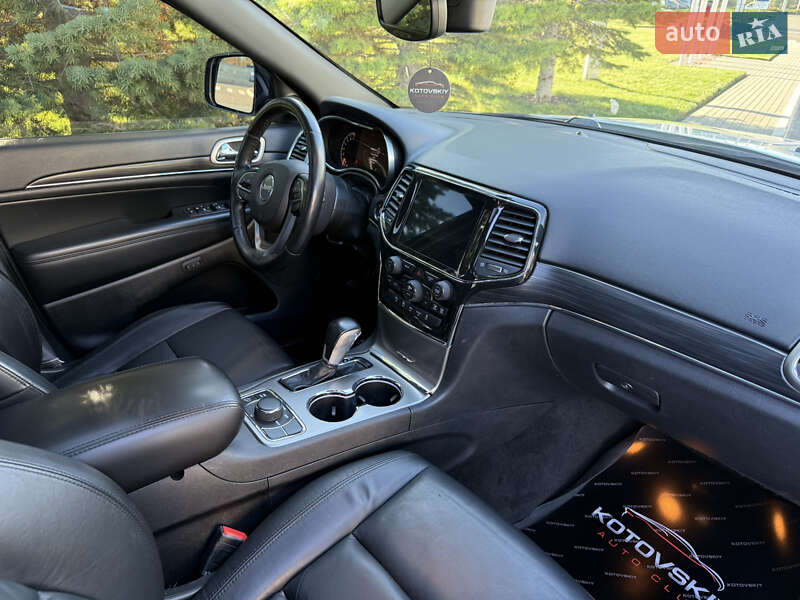 Внедорожник / Кроссовер Jeep Grand Cherokee 2022 в Одессе