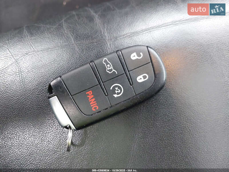 Позашляховик / Кросовер Jeep Grand Cherokee 2019 в Одесі фото 10 Позашляховик / Кросовер Jeep Grand Cherokee 2019 в Одесі