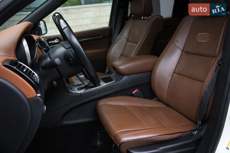 Внедорожник / Кроссовер Jeep Grand Cherokee 2019 в Киеве фото 11 Внедорожник / Кроссовер Jeep Grand Cherokee 2019 в Киеве