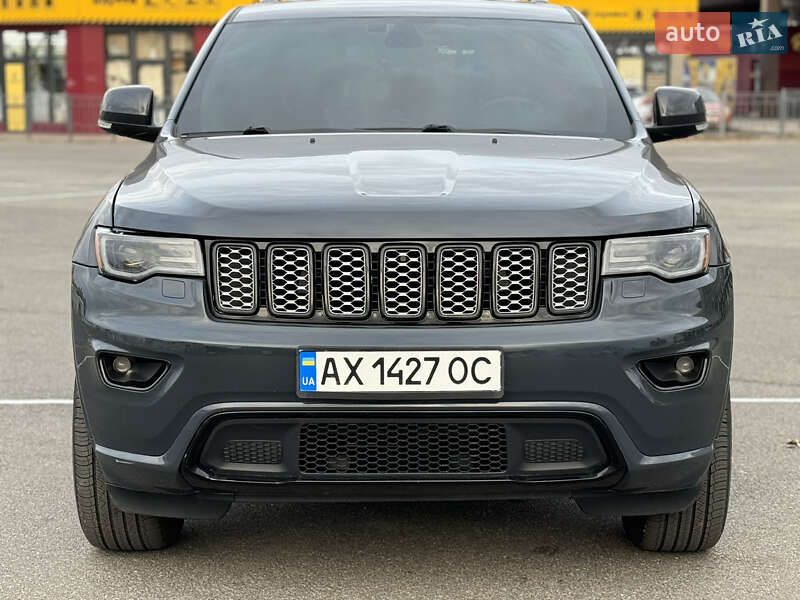 Внедорожник / Кроссовер Jeep Grand Cherokee 2017 в Харькове фото 15 Внедорожник / Кроссовер Jeep Grand Cherokee 2017 в Харькове