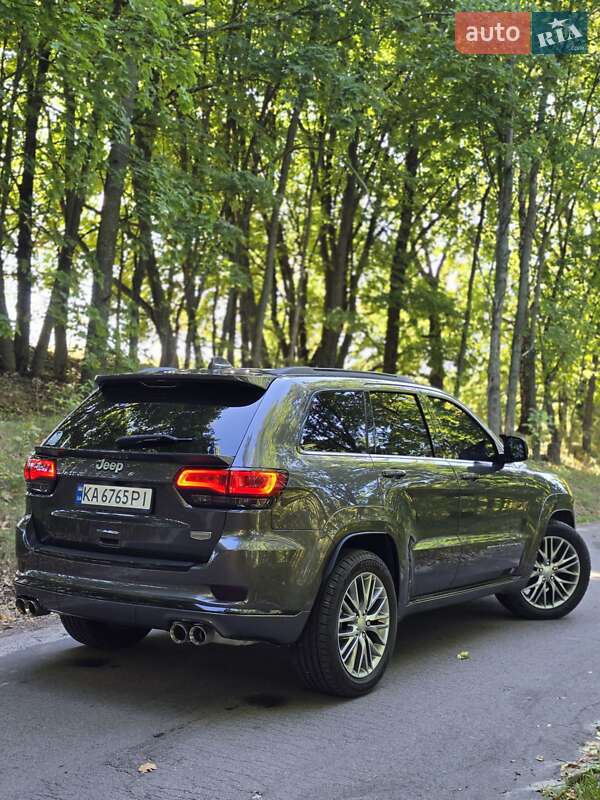 Внедорожник / Кроссовер Jeep Grand Cherokee 2018 в Киеве фото 8 Внедорожник / Кроссовер Jeep Grand Cherokee 2018 в Киеве
