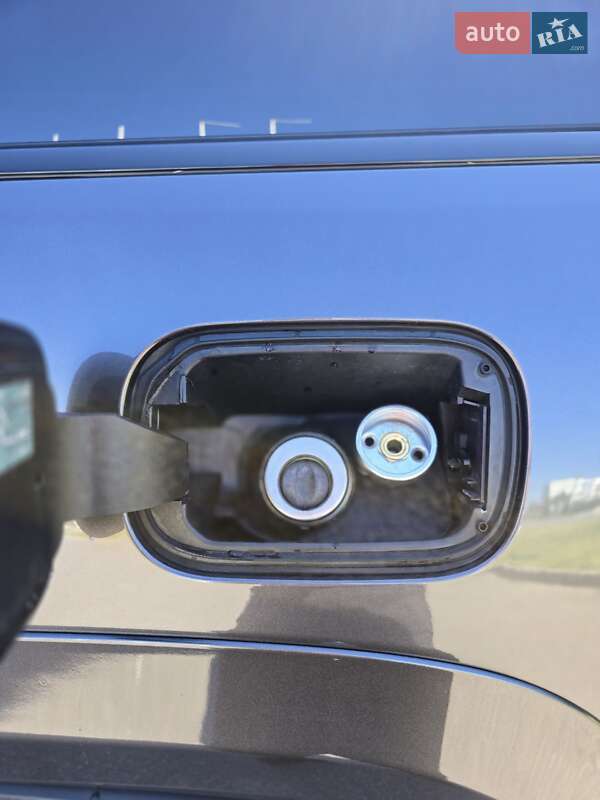 Внедорожник / Кроссовер Jeep Grand Cherokee 2018 в Киеве фото 16 Внедорожник / Кроссовер Jeep Grand Cherokee 2018 в Киеве