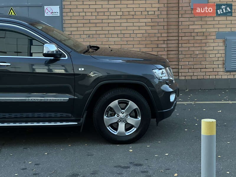 Внедорожник / Кроссовер Jeep Grand Cherokee 2011 в Киеве фото 2 Внедорожник / Кроссовер Jeep Grand Cherokee 2011 в Киеве