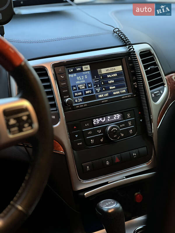 Внедорожник / Кроссовер Jeep Grand Cherokee 2011 в Киеве фото 30 Внедорожник / Кроссовер Jeep Grand Cherokee 2011 в Киеве
