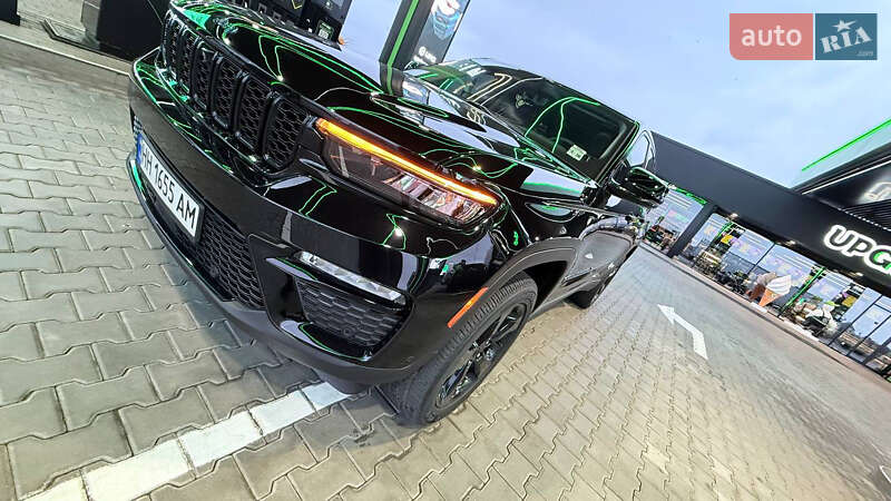 Внедорожник / Кроссовер Jeep Grand Cherokee 2022 в Одессе