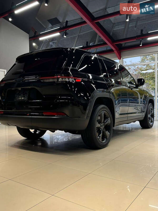 Внедорожник / Кроссовер Jeep Grand Cherokee 2022 в Одессе