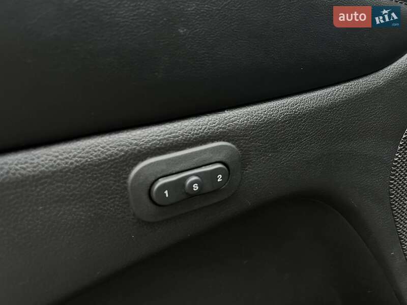 Внедорожник / Кроссовер Jeep Grand Cherokee 2017 в Киеве фото 17 Внедорожник / Кроссовер Jeep Grand Cherokee 2017 в Киеве