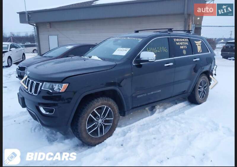 Внедорожник / Кроссовер Jeep Grand Cherokee 2018 в Киеве