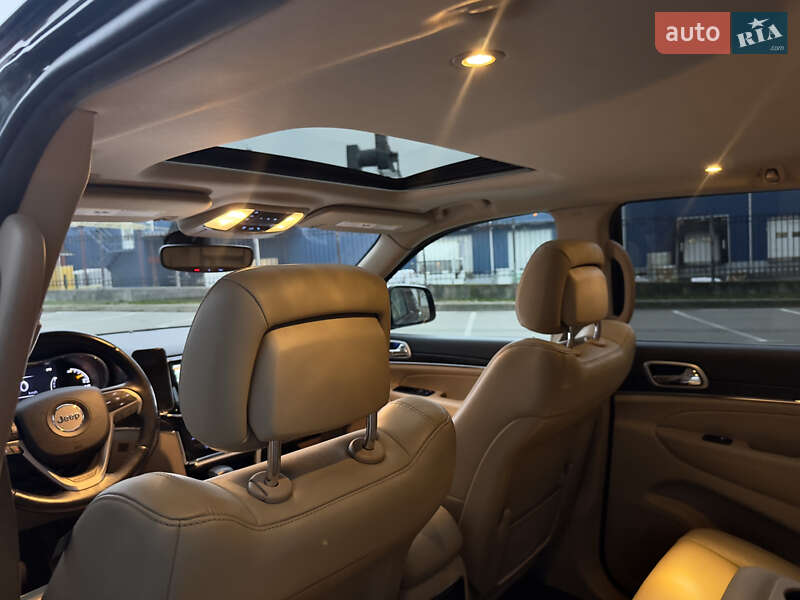 Позашляховик / Кросовер Jeep Grand Cherokee 2020 в Києві