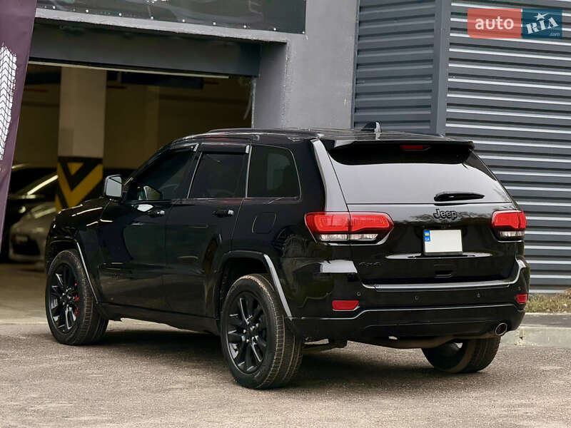 Внедорожник / Кроссовер Jeep Grand Cherokee 2018 в Харькове фото 6 Внедорожник / Кроссовер Jeep Grand Cherokee 2018 в Харькове