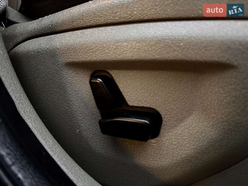 Позашляховик / Кросовер Jeep Grand Cherokee 2005 в Одесі