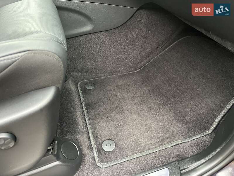 Позашляховик / Кросовер Jeep Grand Cherokee 2019 в Коростені