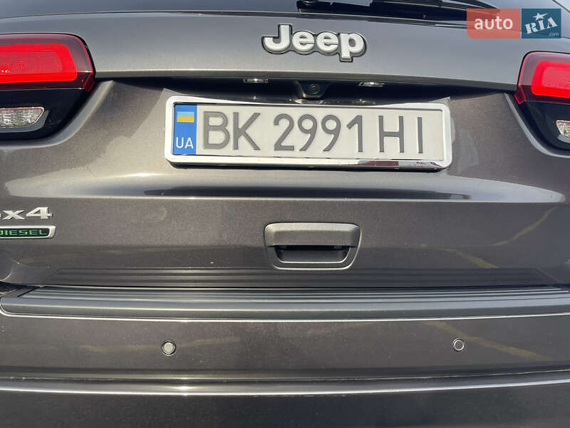 Внедорожник / Кроссовер Jeep Grand Cherokee 2021 в Киеве фото 18 Внедорожник / Кроссовер Jeep Grand Cherokee 2021 в Киеве