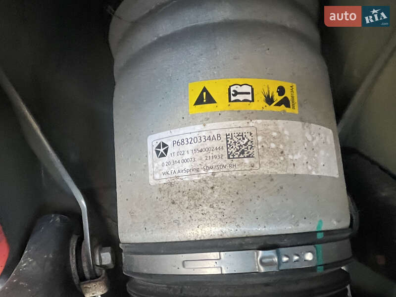 Внедорожник / Кроссовер Jeep Grand Cherokee 2021 в Киеве фото 36 Внедорожник / Кроссовер Jeep Grand Cherokee 2021 в Киеве