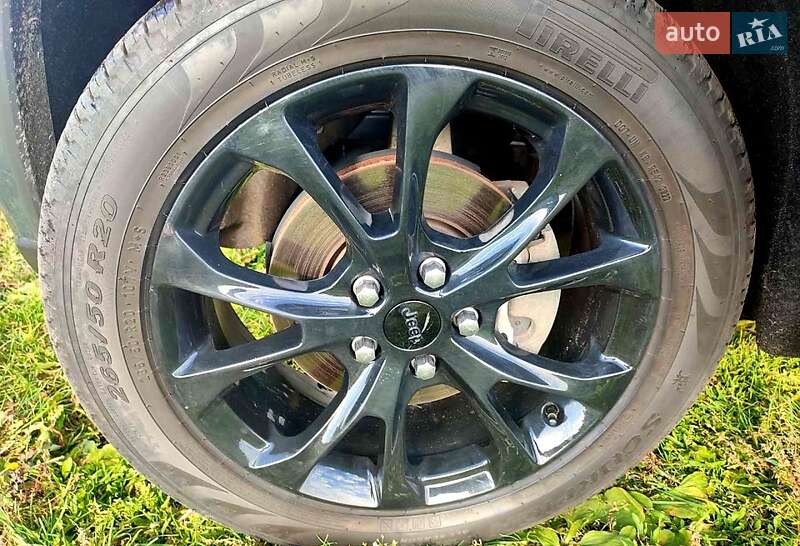 Внедорожник / Кроссовер Jeep Grand Cherokee 2016 в Мерефа