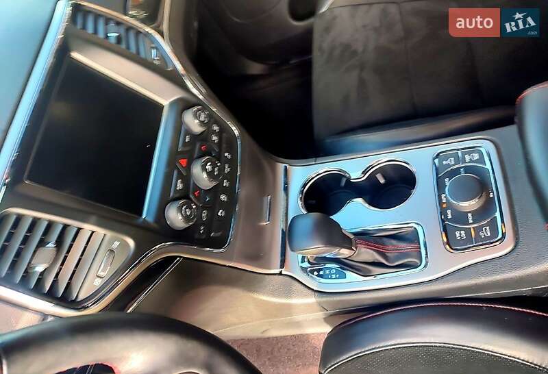 Внедорожник / Кроссовер Jeep Grand Cherokee 2016 в Мерефа