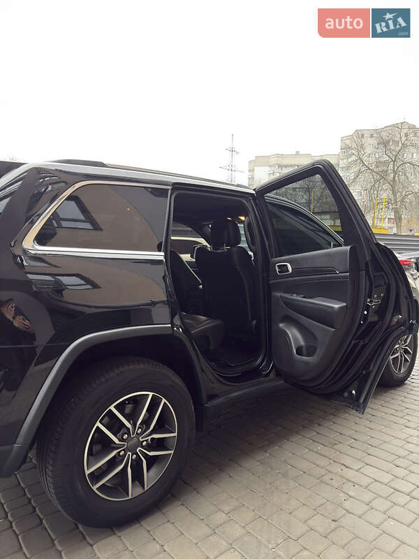 Внедорожник / Кроссовер Jeep Grand Cherokee 2020 в Днепре