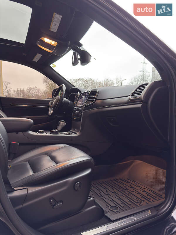 Внедорожник / Кроссовер Jeep Grand Cherokee 2020 в Днепре